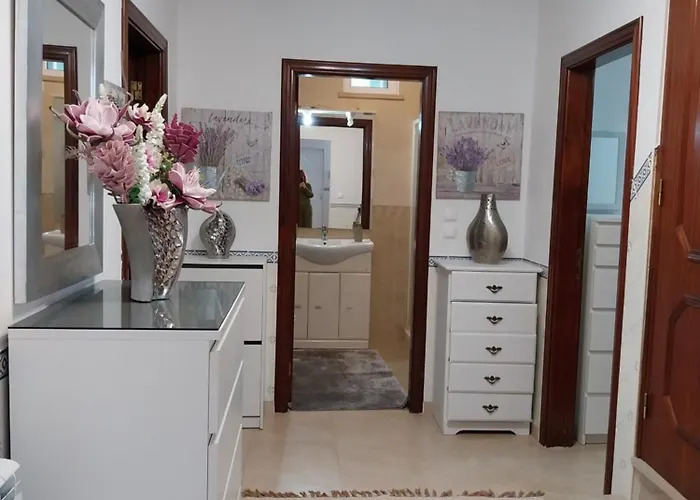 Casa Branca Pinhal * Nazare